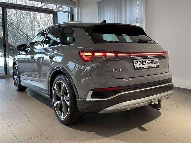 Gebraucht Audi Q4 e-tron S-Line 150 kW (204 PS) 2022 Grau SUV