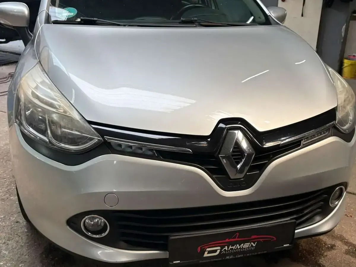 Gebraucht Renault Clio GrandTour Dynamique 90 PS (66 kW) 2014 Platingrau Kombi