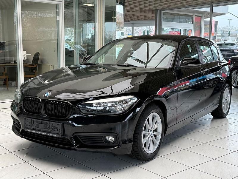 Schwarz Gebraucht 2017 BMW 118 Advantage Kleinwagen | 12.500 € (Teuer) - Bild 1/4
