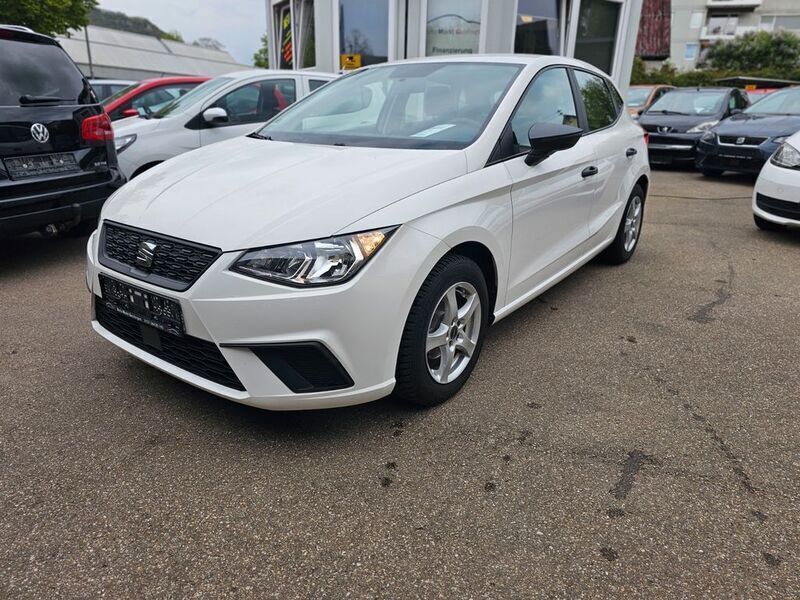 Weiß Gebraucht 2020 Seat Ibiza Reference Limousine | 8.789 € (Fairer Preis) - Bild 1/4