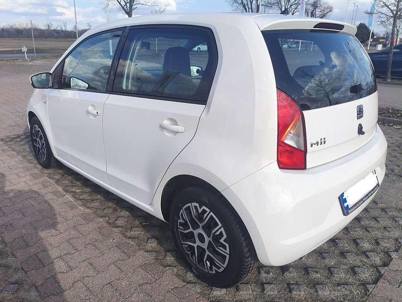 Gebraucht Seat Mii Style 60 PS (44 kW) 2019 "candy" weiss Kleinwagen