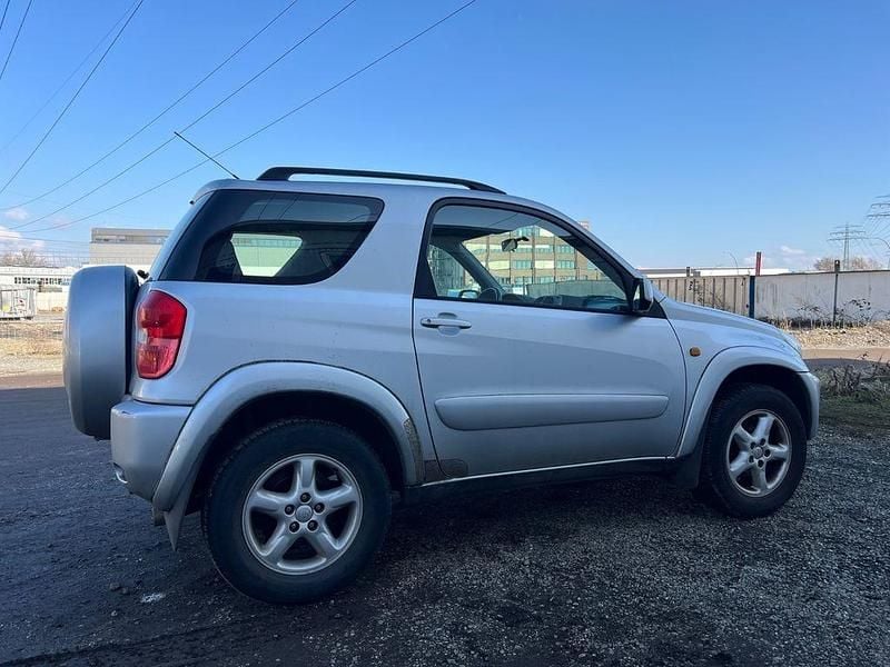Gebraucht Toyota RAV4 150 PS (110 kW) 2002 Silber SUV