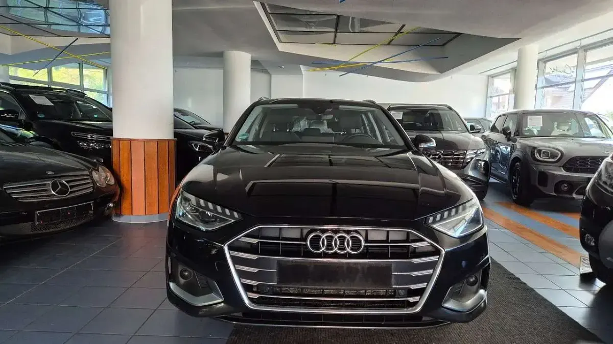 Usata Audi A4 Advanced 190 CV (139 kW) 2020 Nero Station wagon