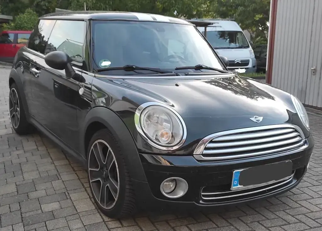 Gebraucht Mini Cooper 95 PS (69 kW) 2010 Schwarz Kleinwagen