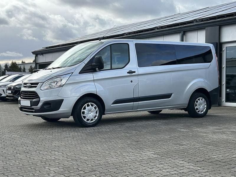 Gebraucht Ford Tourneo Custom Trend 131 PS (96 kW) 2017 Silber Van