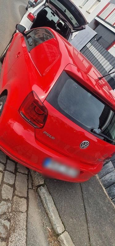 Gebraucht VW Polo 75 PS (55 kW) 2011 Rot Kleinwagen