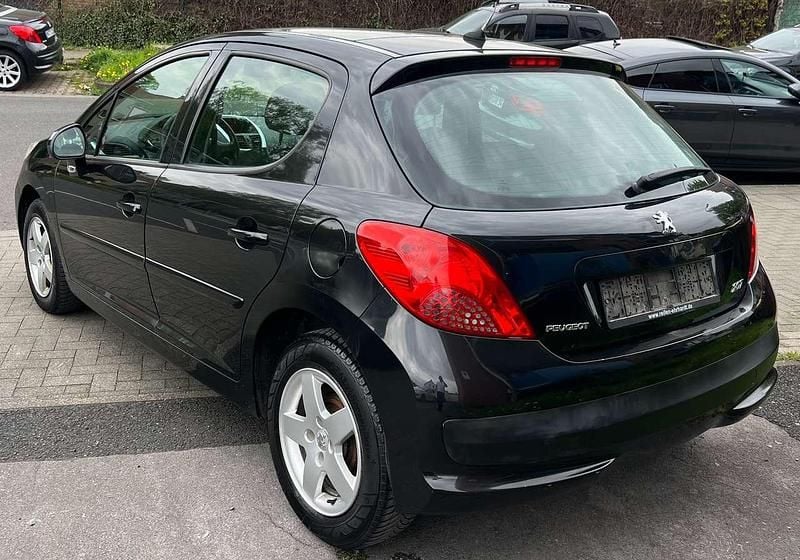 Gebraucht Peugeot 207 Sport 88 PS (64 kW) 2006 Farbe schwarz obsidien Kleinwagen