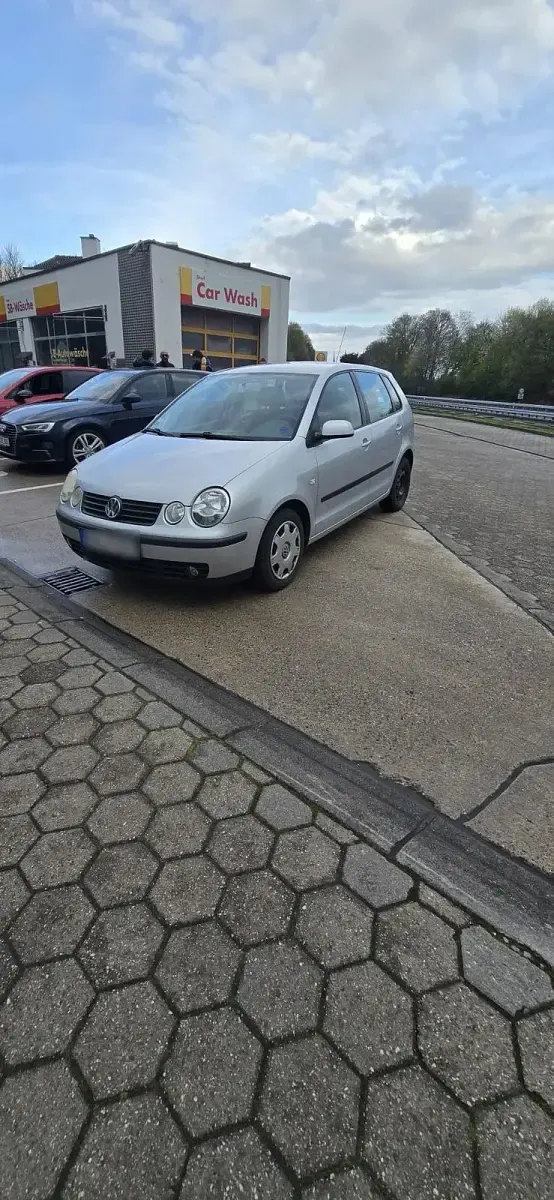 Gebraucht VW Polo 75 PS (55 kW) 2006 Silber Kleinwagen