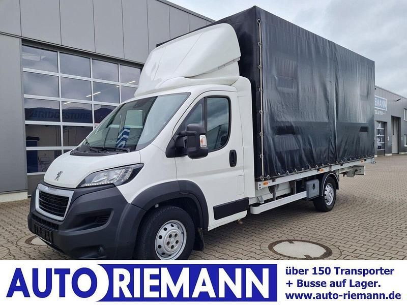 Weiß Gebraucht 2020 Peugeot Boxer Van | 28.917 € - Bild 1/4