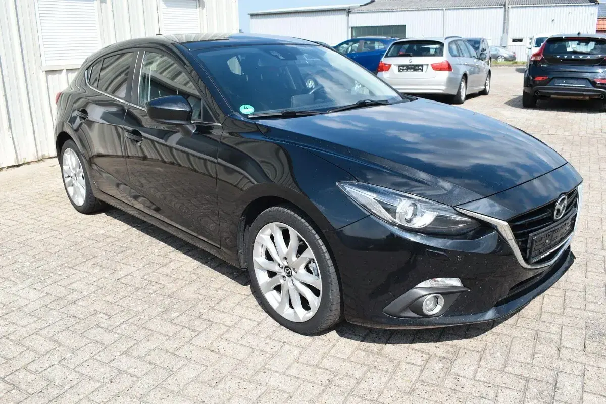 Gebraucht Mazda 3 Sports-Line 150 PS (110 kW) 2016 Schwarz Limousine