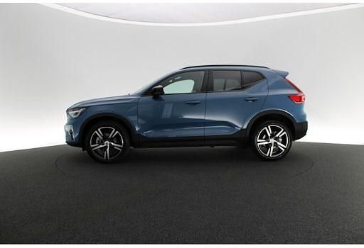 Gebraucht Volvo XC40 Plus 163 PS (119 kW) 2025 Blau SUV