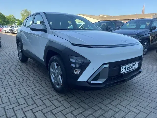 Gebraucht Hyundai Kona Select 150 PS (110 kW) 2026 Weiss SUV