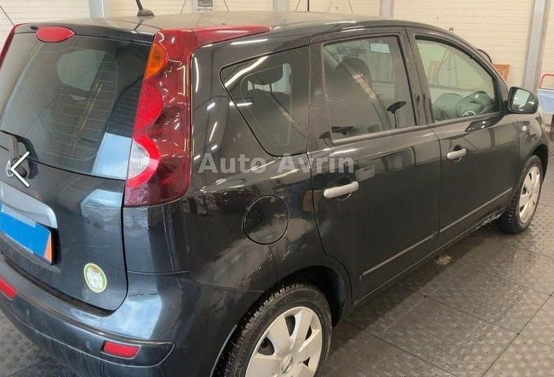 Gebraucht Nissan Note Acenta 110 PS (80 kW) 2011 Schwarz Kleinwagen