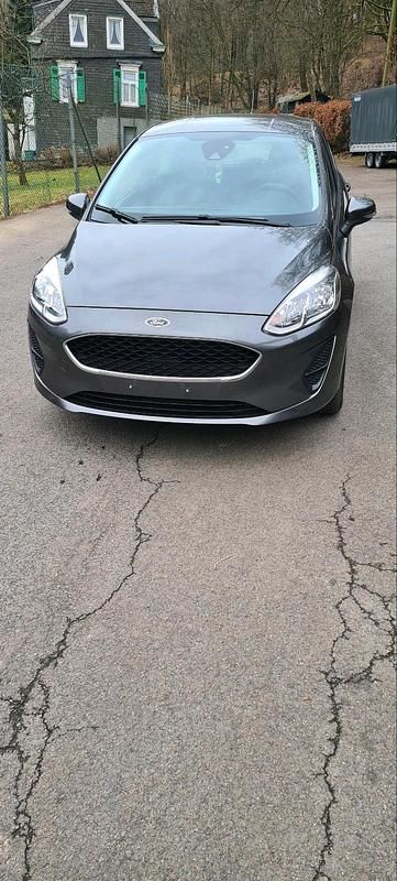 Gebraucht Ford Fiesta Trend 72 PS (52 kW) 2018 Grau Kleinwagen