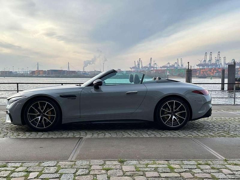 Gebraucht Mercedes SL63 AMG AMG 585 PS (430 kW) 2023 Alpingrauunilack Cabrio