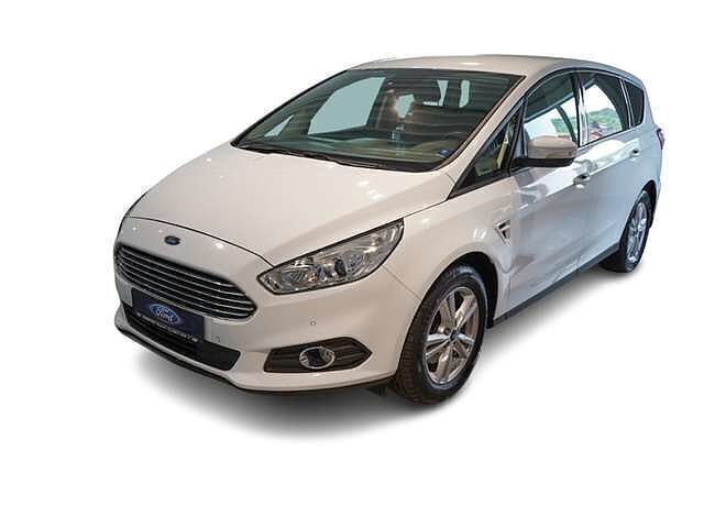 Gebrauchtfahrzeug Gebraucht 2018 Ford S-MAX Business Edition Van / Kleinbus | 24.780 € - Bild 1/3