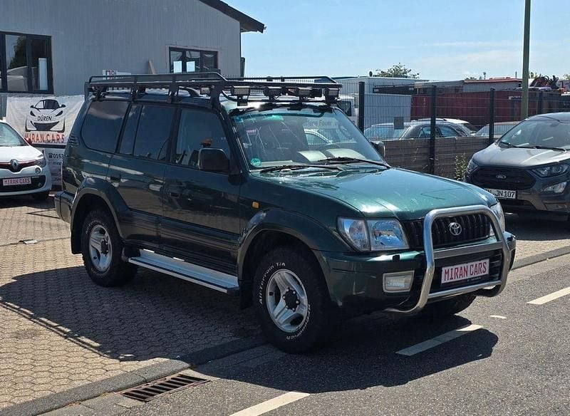 Grün Gebraucht 2001 Toyota Land Cruiser SUV | 5.500 € (Superpreis) - Bild 1/4