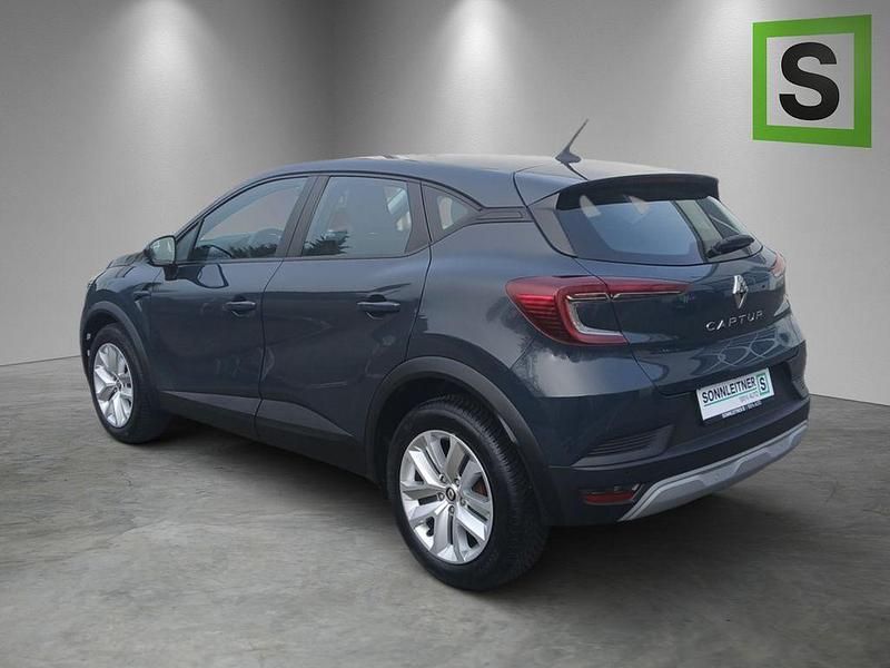 Używany Renault Captur Zen 91 KM (66 kW) 2022 Niebieski SUV