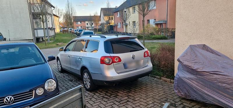 Gebraucht VW Passat 140 PS (102 kW) 2008 Silber Kombi