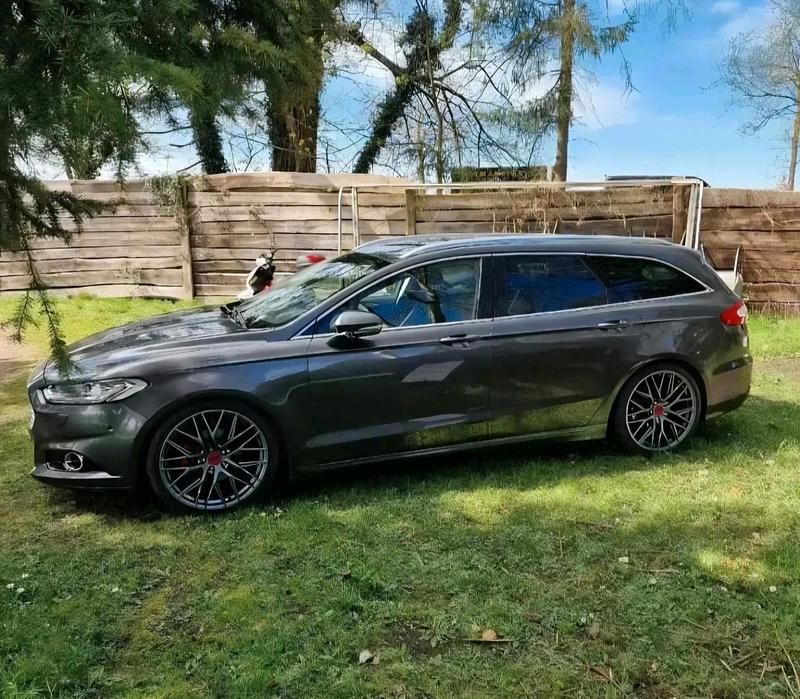 Grau Gebraucht 2018 Ford Mondeo Titanium Kombi | 9.200 € (Fairer Preis) - Bild 1/4