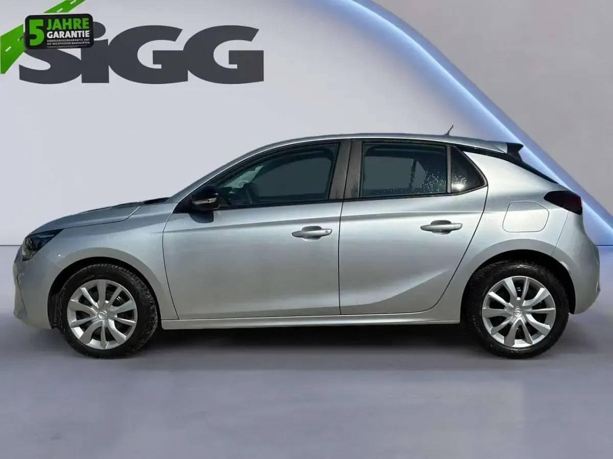 Używany Opel Corsa Edition 75 KM (55 kW) 2023 Srebrny Hatchback