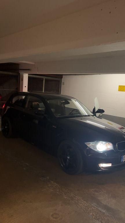 Gebraucht BMW 120 Performance 170 PS (125 kW) 2008 Schwarz Kleinwagen