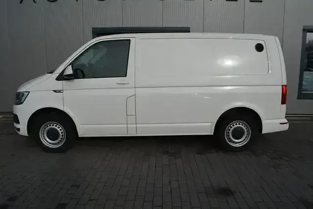 Second-hand VW Transporter 150 CP (110 kW) 2019 Alb Van