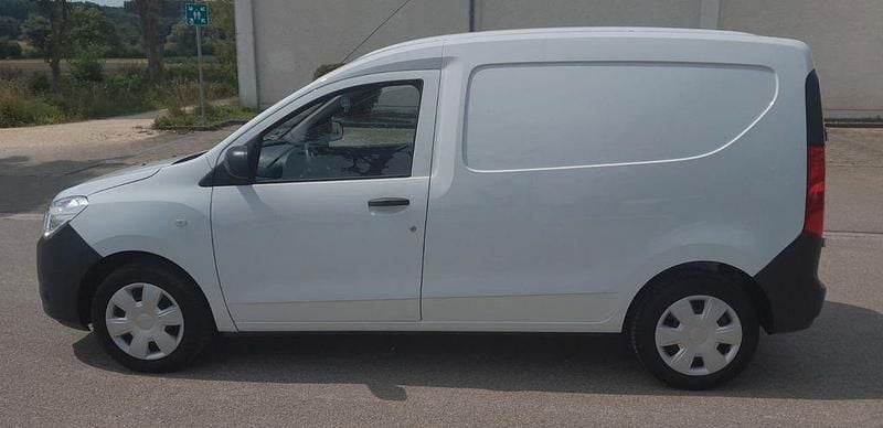 Weiß Gebraucht 2019 Dacia Dokker Express Van | 8.790 € (Guter Preis) - Bild 1/4
