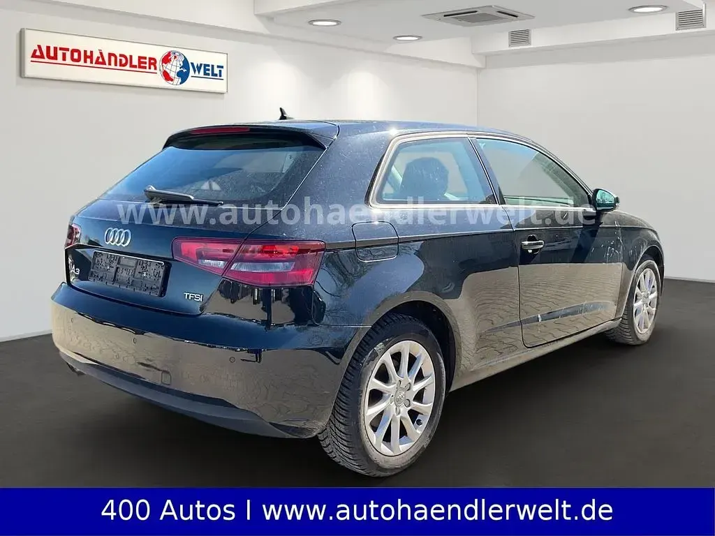 Second-hand Audi A3 Ambiente 122 CP (89 kW) 2012 Negru Hatchback