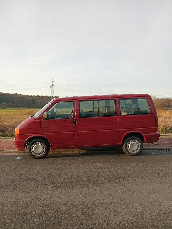 Second-hand VW T4 77 CP (56 kW) 1994 Roșu Van