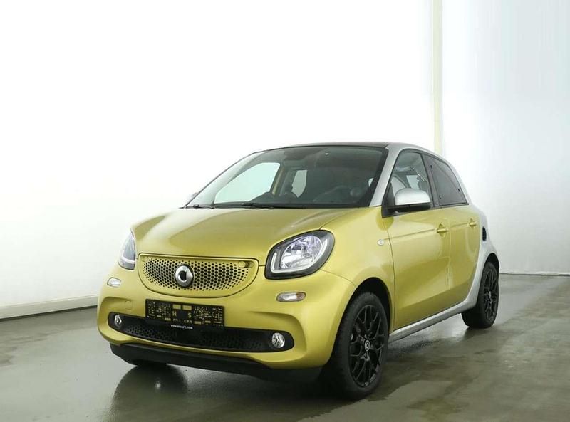 Gebraucht Smart ForFour Passion 90 PS (66 kW) 2018 Gelb Kleinwagen