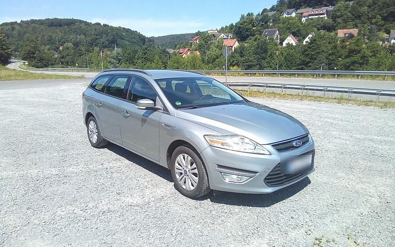 Gebraucht Ford Mondeo 160 PS (117 kW) 2013 Grau Kombi