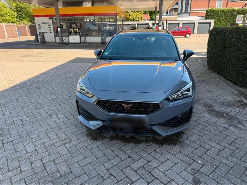 Second-hand Cupra Leon 245 CP (180 kW) 2020 Gri Break