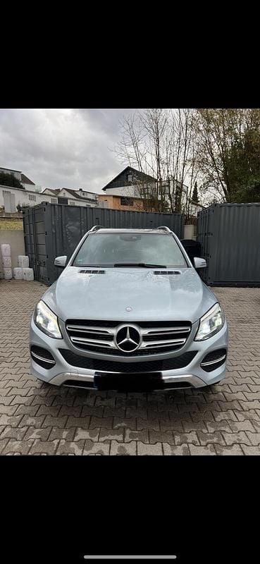 Silber Gebraucht 2017 Mercedes GLE350 SUV | 29.900 € (Guter Preis) - Bild 1/4
