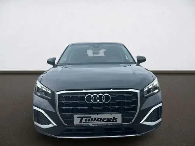 Gebraucht Audi Q2 Advanced 110 PS (80 kW) 2023 Grau SUV