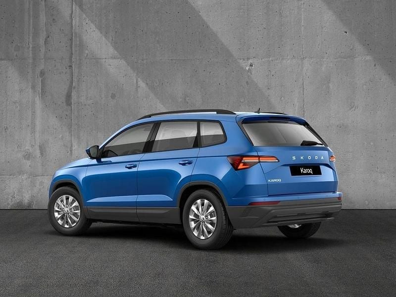 Neu Skoda Karoq Selection 116 PS (85 kW) 2025 Blau SUV