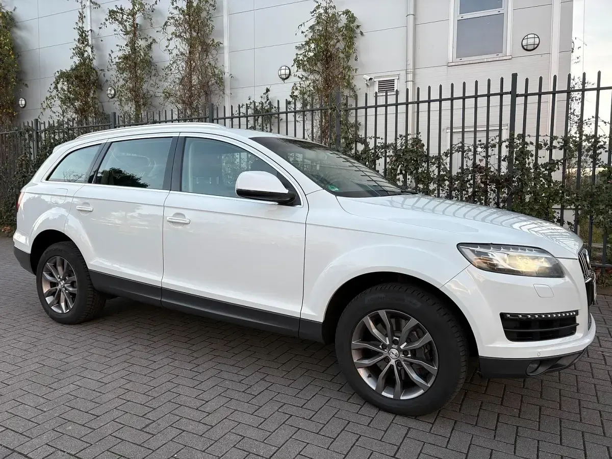 Gebraucht Audi Q7 Design 245 PS (180 kW) 2014 Gletscherweiß metallic SUV