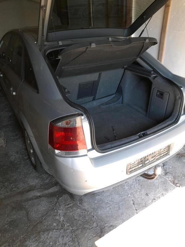 Andere außenfarben Gebraucht 2005 Opel Vectra GTS Limousine | 500 € (Superpreis) - Bild 1/4