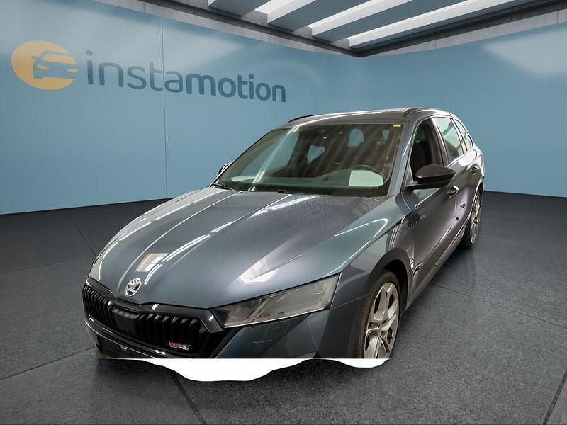 Grau Gebraucht 2021 Skoda Octavia RS Kombi | 27.799 € - Bild 1/4