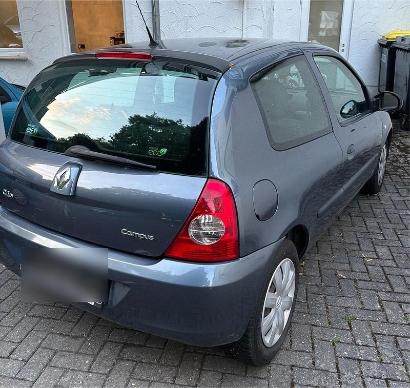 Blau Gebraucht 2010 Renault Clio II Kleinwagen | 700 € (Superpreis) - Bild 1/4