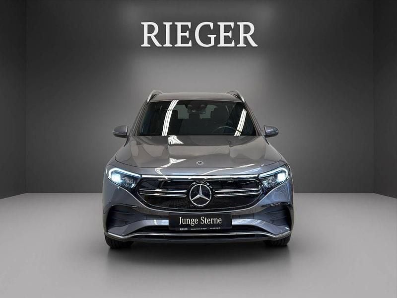 Gebraucht Mercedes EQB250 AMG 139 kW (190 PS) 2023 Metalliclack mountaingrau (metallic) SUV