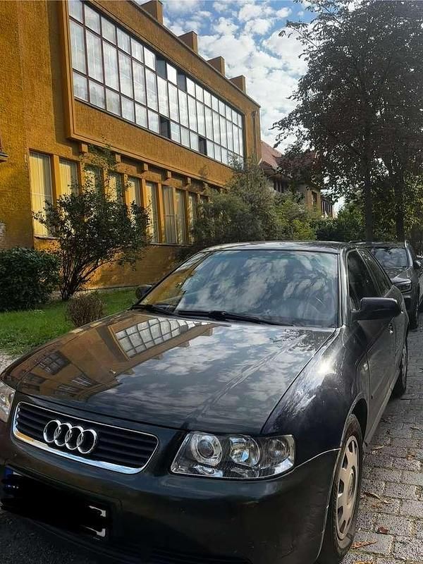 Gebraucht 2001 Audi A3 Ambiente Limousine | 1.100 € (Superpreis) - Bild 1/4
