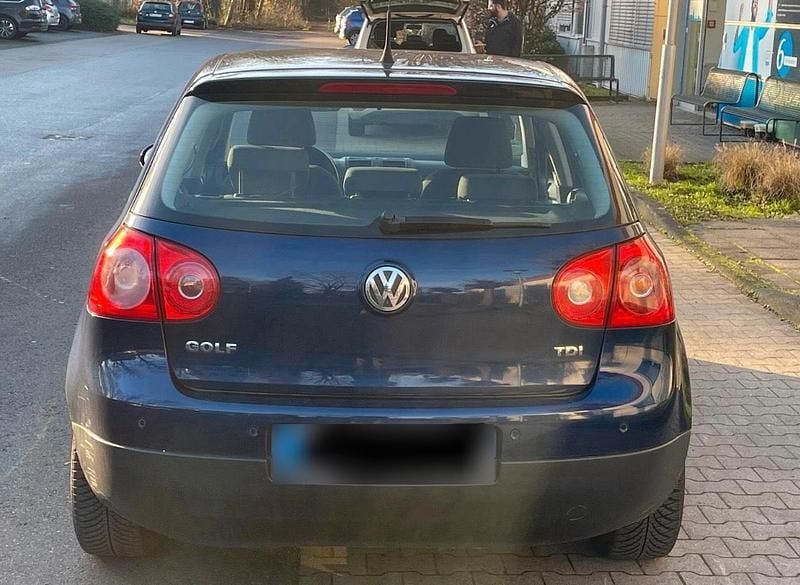 Gebraucht VW Golf V 105 PS (77 kW) 2007 Blau Limousine