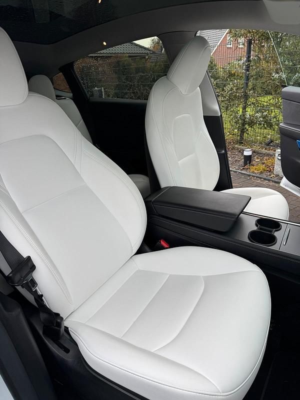 Gebraucht Tesla Model Y 378 kW (514 PS) 2022 Weiß SUV