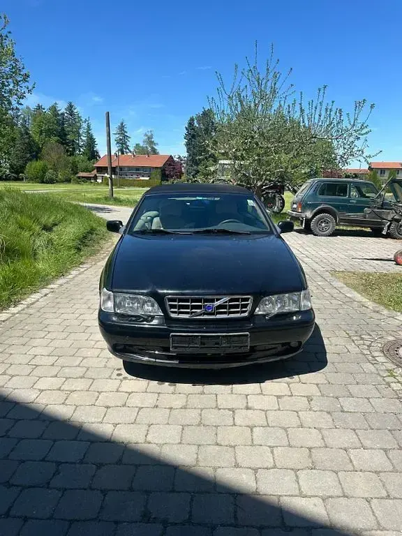 Gebraucht Volvo C70 163 PS (119 kW) 2003 Schwarz Cabrio