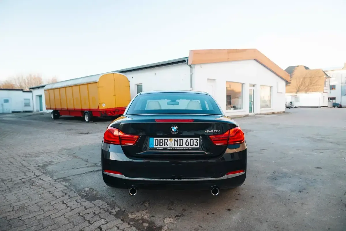 Gebraucht BMW 440 M Performance 326 PS (239 kW) 2017 Schwarz Cabrio
