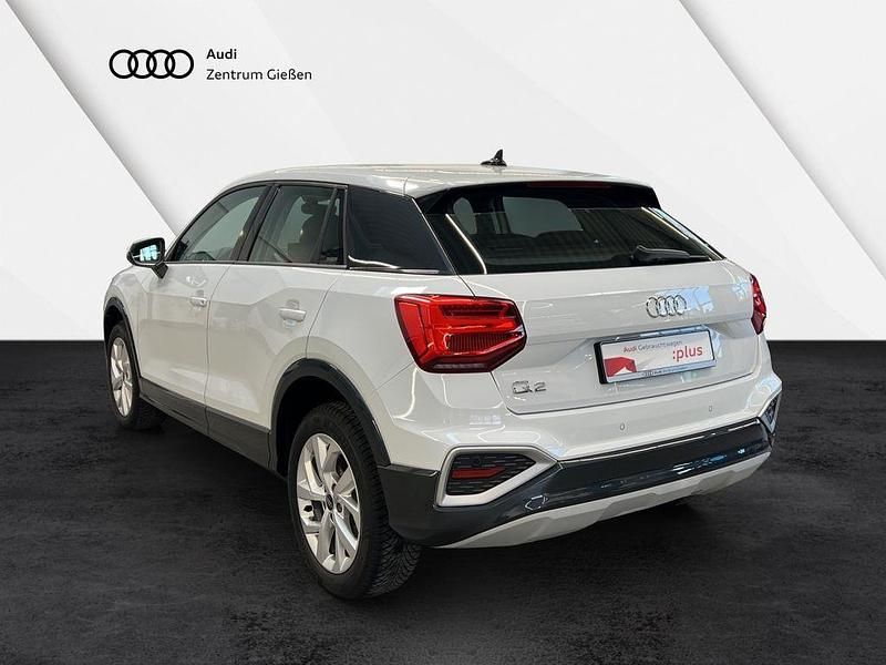 Gebraucht Audi Q2 Advanced 150 PS (110 kW) 2024 Gletscherweiß metallic SUV