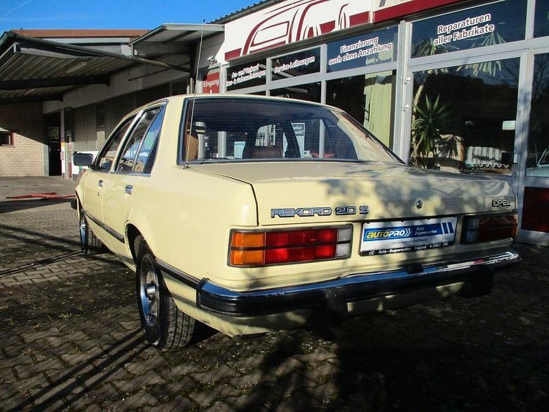 Gebraucht Opel Rekord 101 PS (74 kW) 1978 Gelb Limousine
