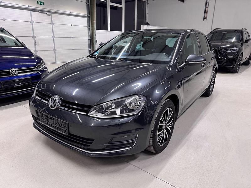 Carbon steel grey Gebraucht 2016 VW Golf Limousine | 14.490 € (Etwas zu teuer) - Bild 1/4