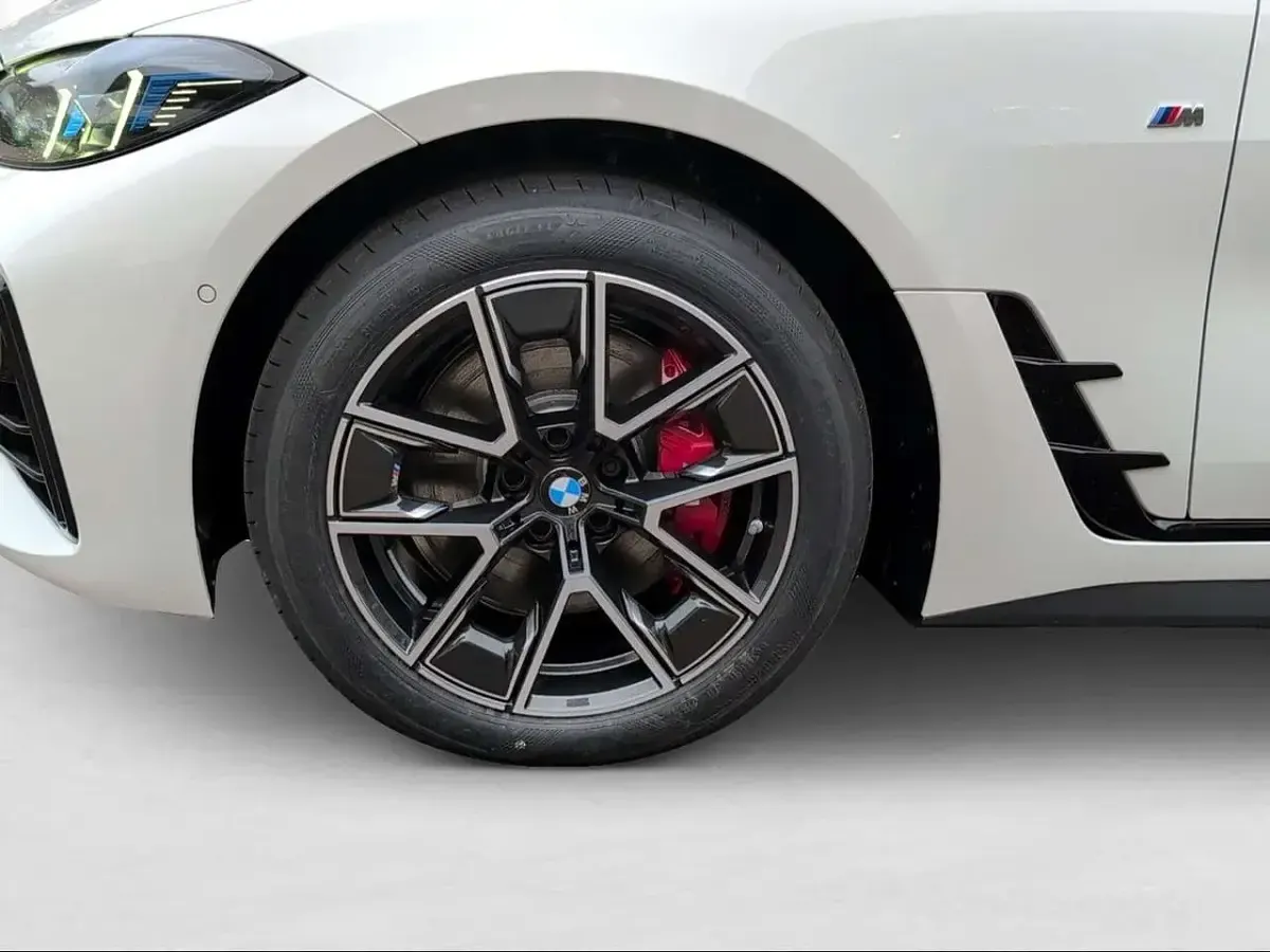 Neu BMW 420 Coupé M Sport 190 PS (139 kW) 2025 Alpinweiss iii Coupé